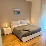 Andrea Luxury باري