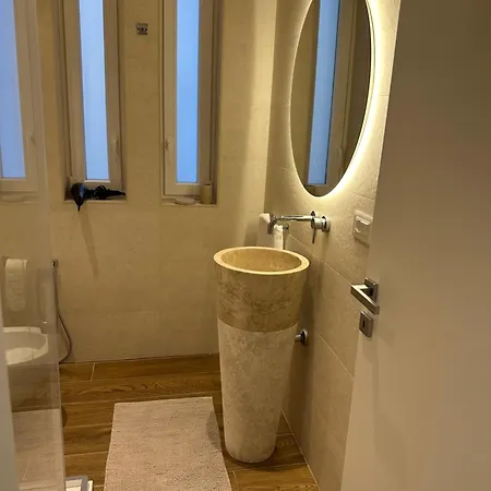 Andrea Luxury Bari