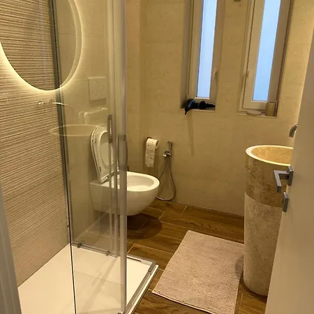 Andrea Luxury Bari