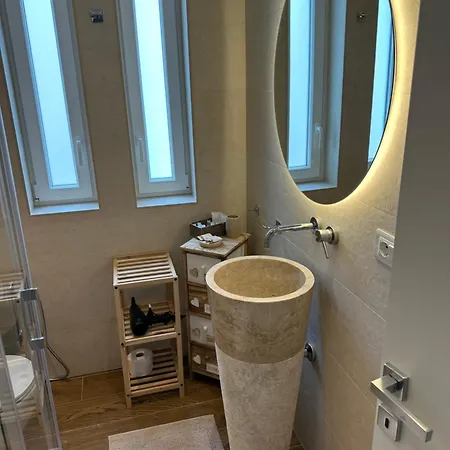 Andrea Luxury Apartment