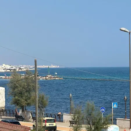 Andrea Luxury * Μπάρι