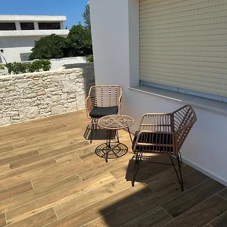 Andrea Luxury * Μπάρι